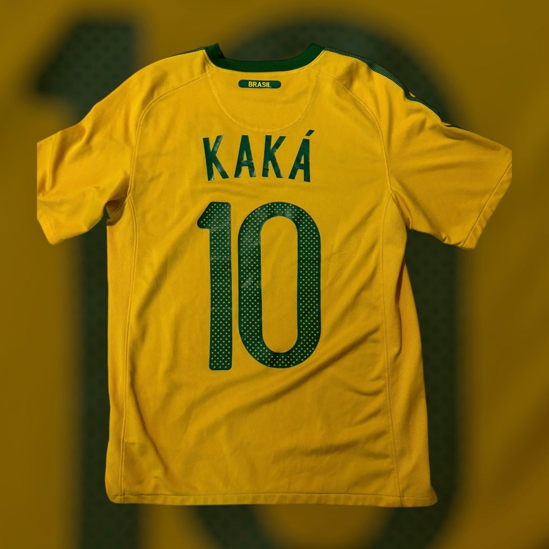 Kaka #10 Brazil 2010 Home Kit (Medium)