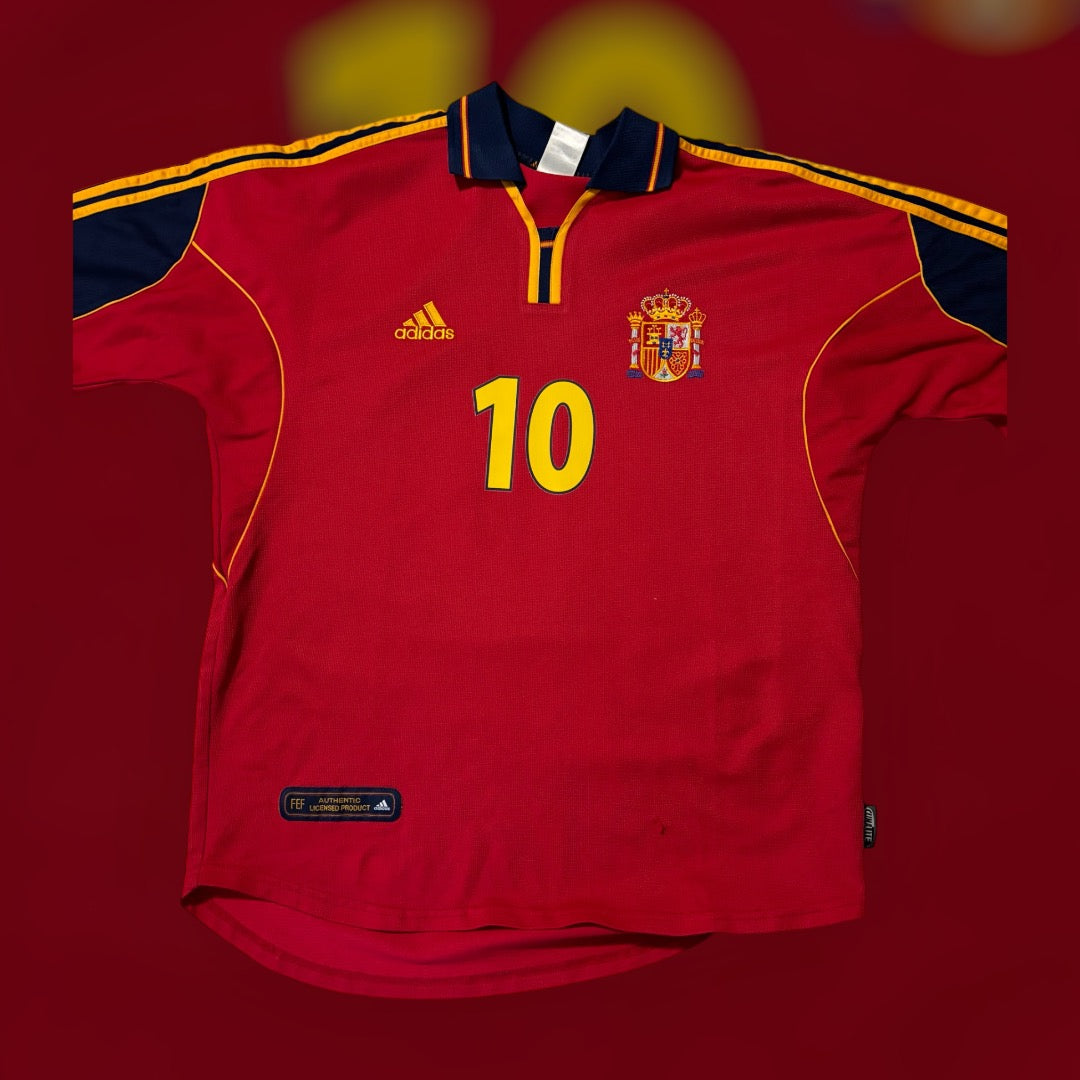 Raul #10 Spain 1999 Home kit (Medium)