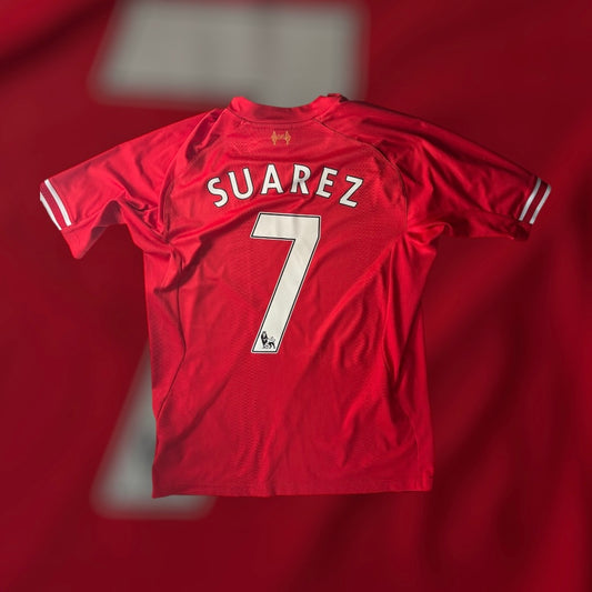 Luis Suarez #7 2013/2014 Liverpool Home Kit (Medium)