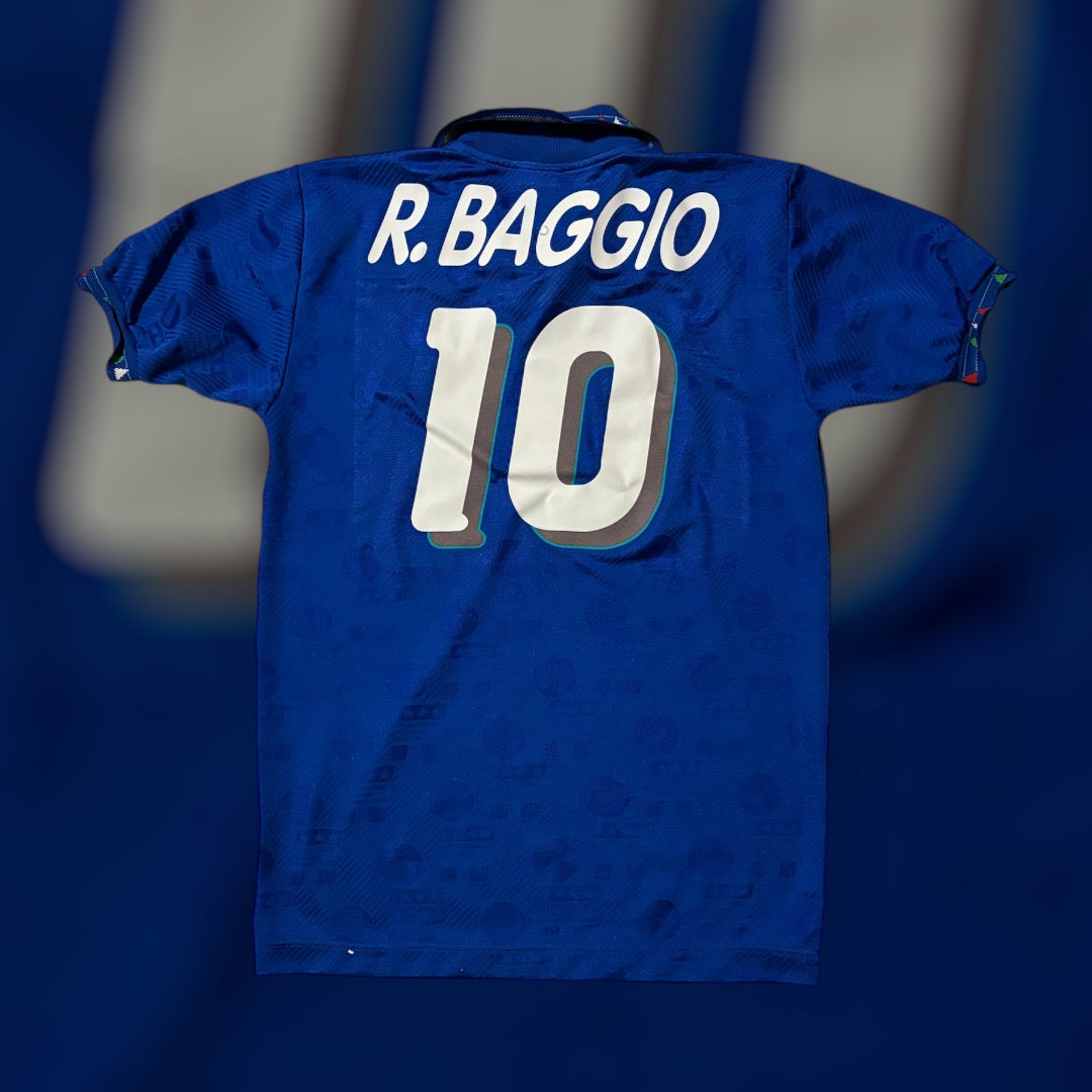 Roberto Baggio #10 1994 Italy Home Kit (Medium)