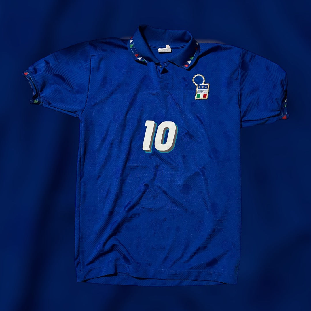 Roberto Baggio #10 1994 Italy Home Kit (Medium)