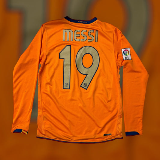 Lionel Messi #19 2006/2007 Long Sleeve Barcelona Away Kit (Small)